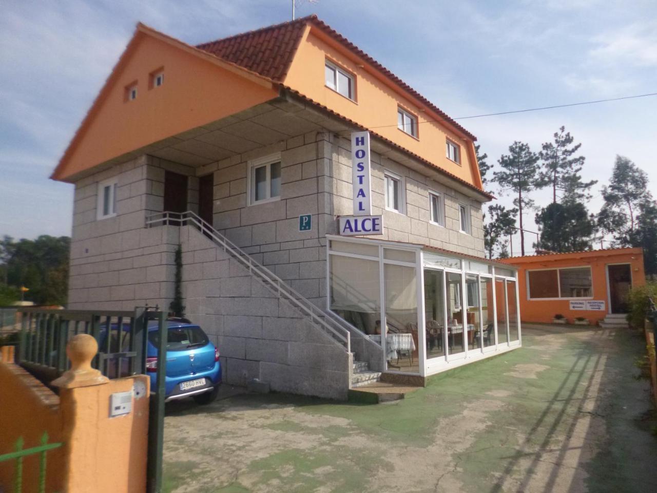 Hostal Alce Hotel Nigrán Exterior photo